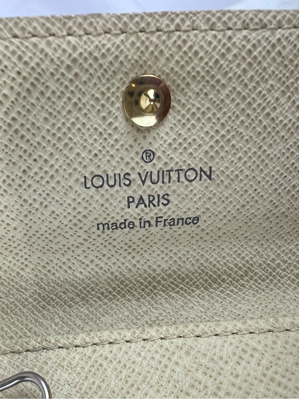 Louis Vuitton Damier Azur 4 Key Ring Holder - Picture 11 of 15